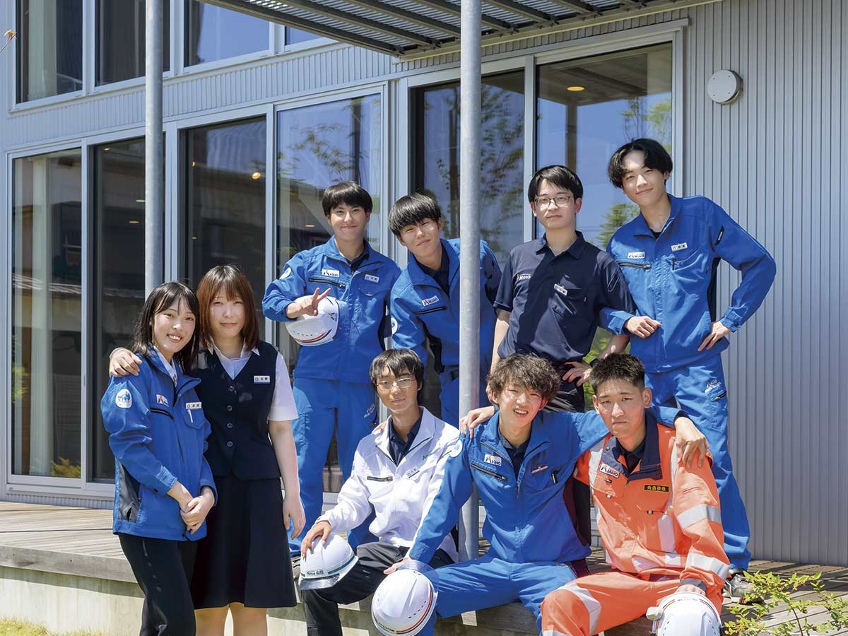 山陰の企業「美保テクノス」の社員のみなさん