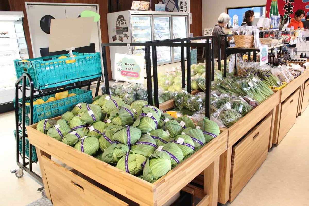 島根県大田市にある『道の駅 ごいせ仁摩』の店内
