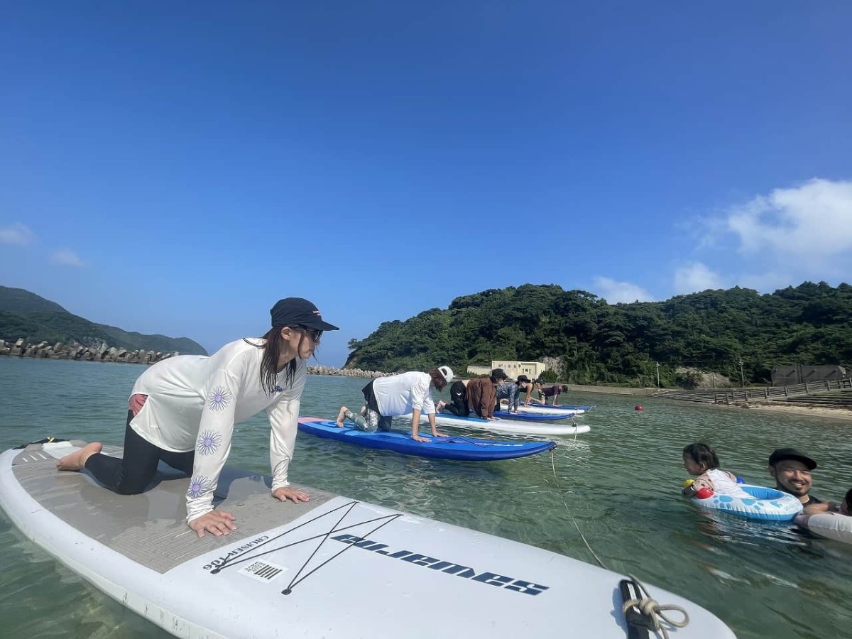 島根県松江市島根町の小波海水浴場でやっている『RAINBOWWAVE』主催のSUP体験