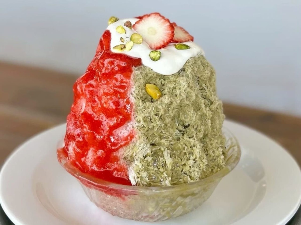 島根県松江市にあるカフェ『TABLE HAUS』で販売しているかき氷_ピスタチオ_いちご