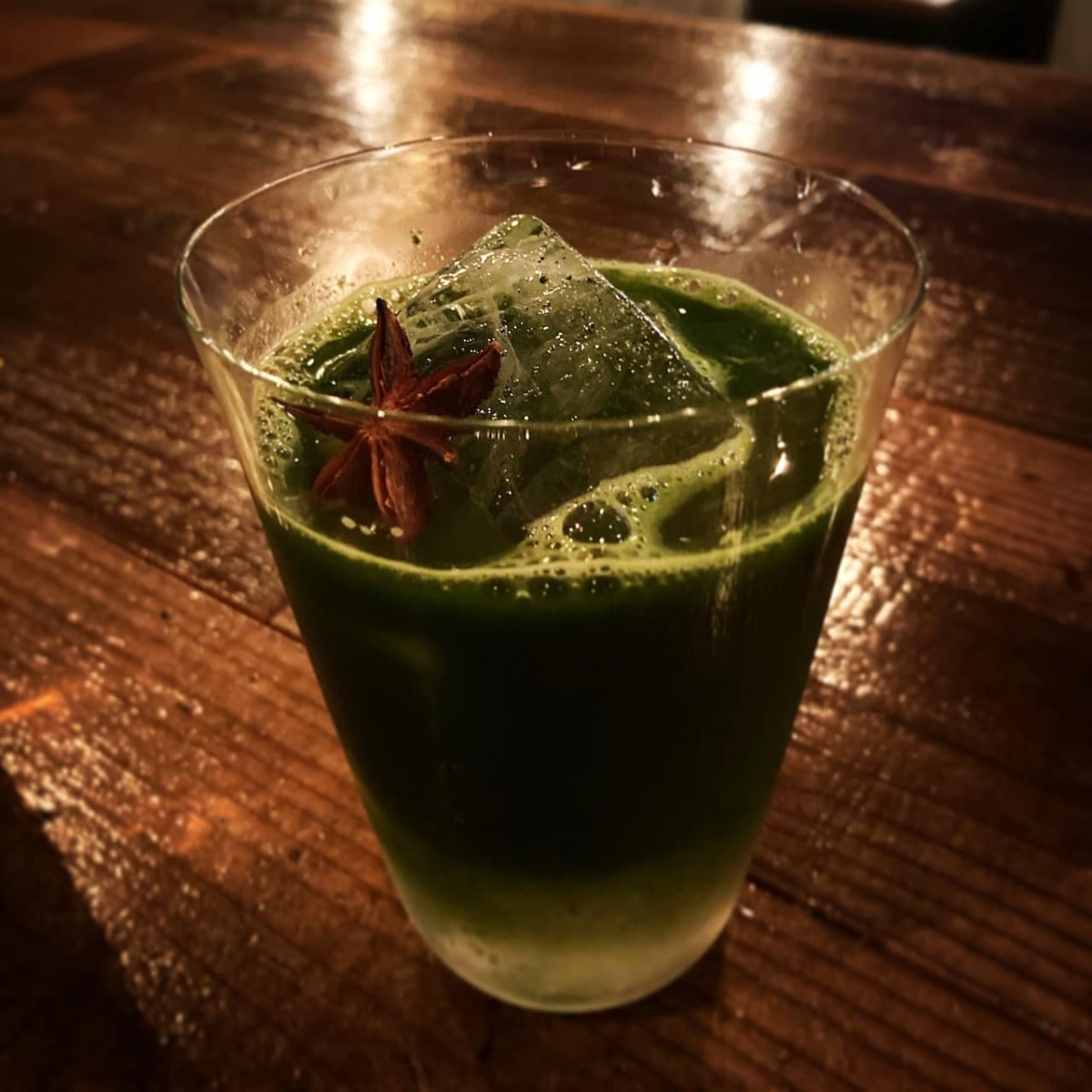 島根県出雲市代官町にある『BAR FACTLIER（バーファクトリエ）』で販売しているカクテル