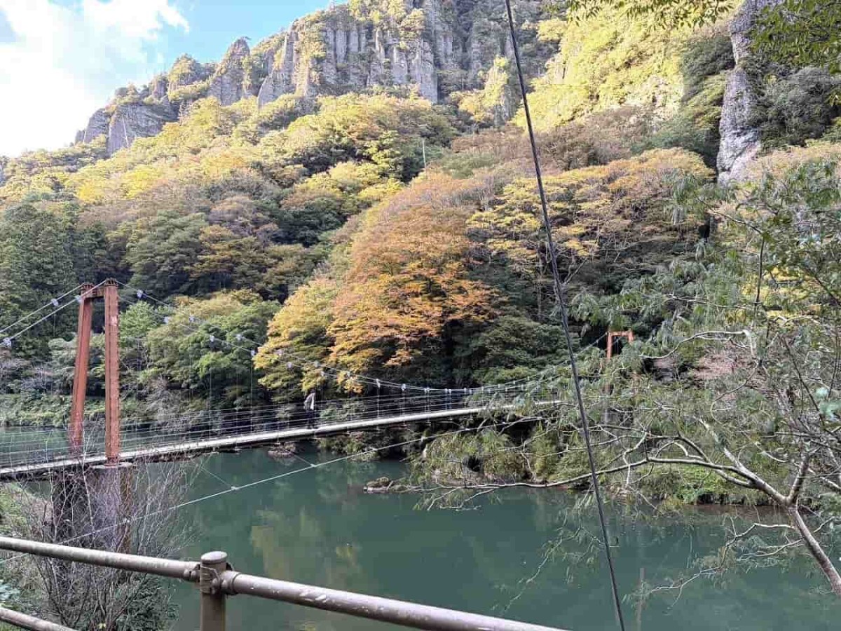 島根県出雲市にある『立久恵峡』の紅葉