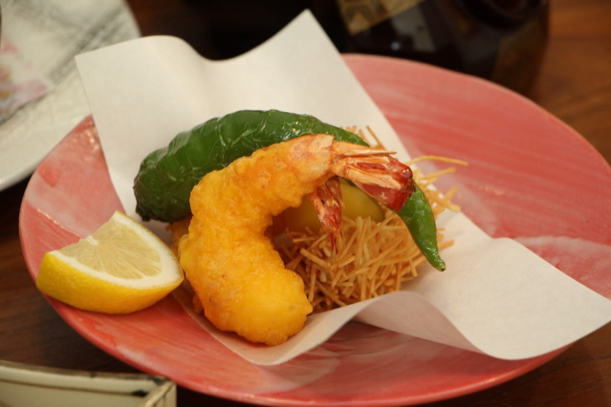 島根県出雲市にある『葵姫原庵』で提供している夜の会席料理〈瑞〉の揚物の一例