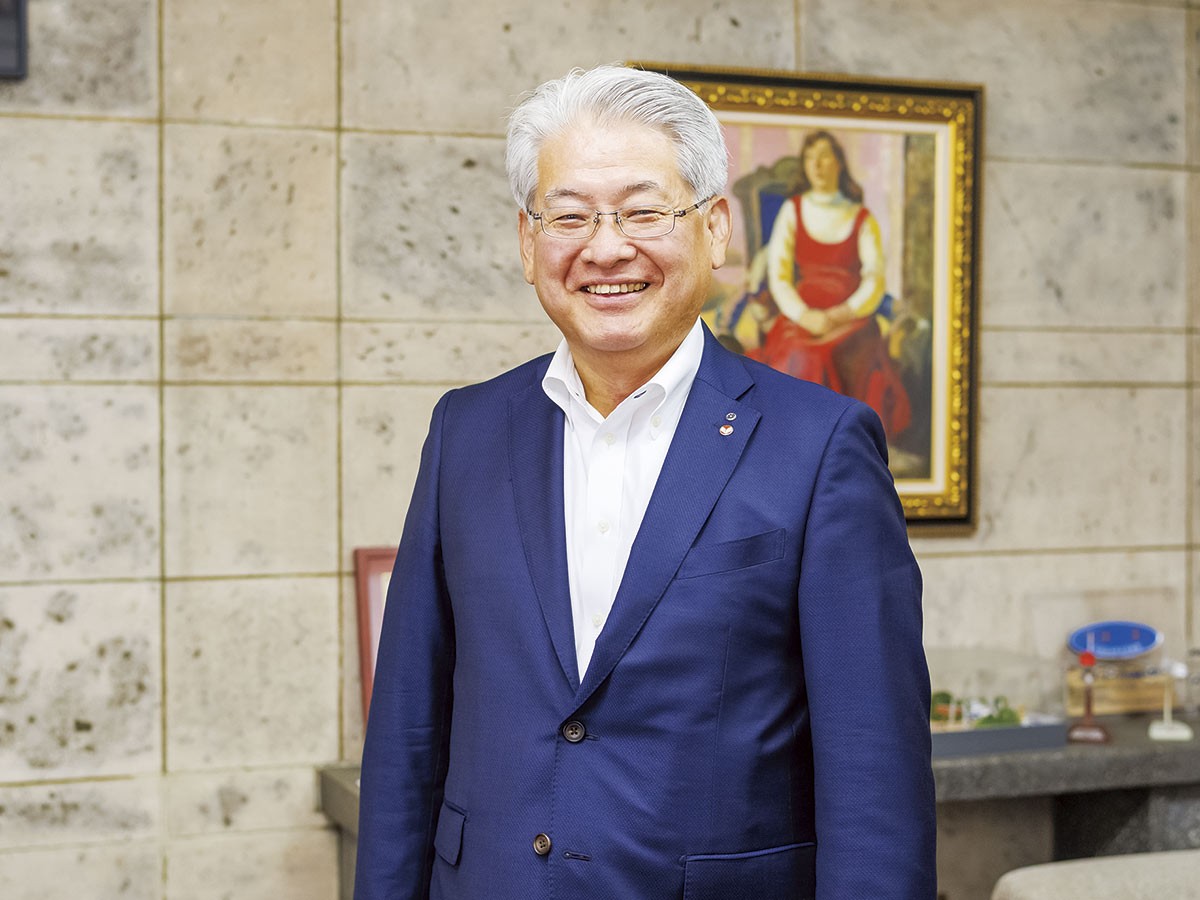 松江市「一畑グループ」の足達社長