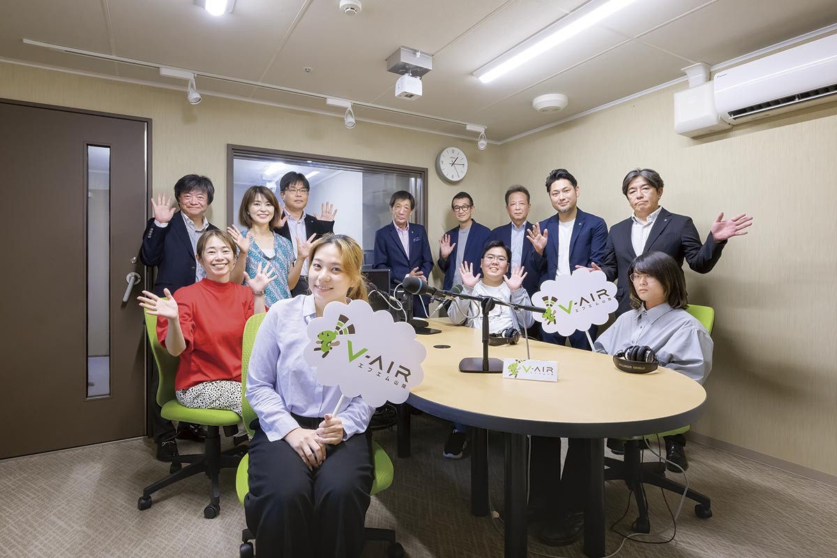 松江市「株式会社エフエム山陰」の収録風景