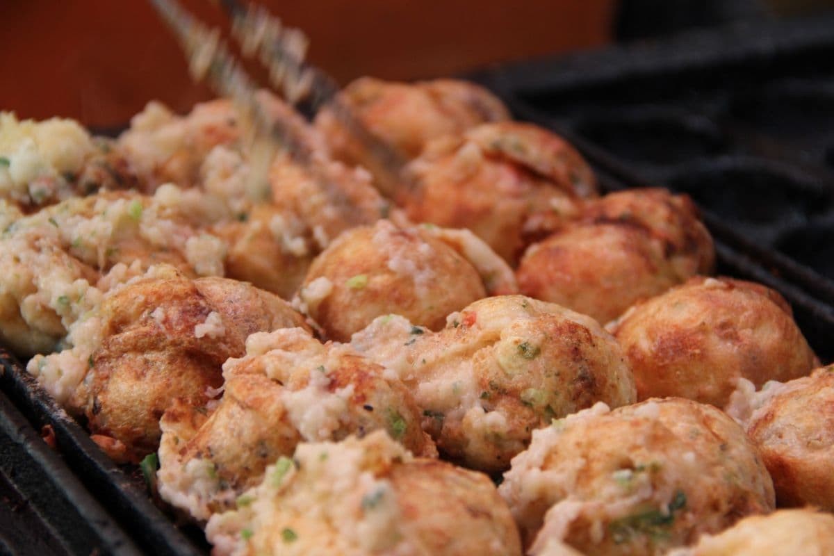 島根県出雲市にあるたい焼きとたこ焼きの店『たい焼きそ～れ』で販売しているたこ焼き