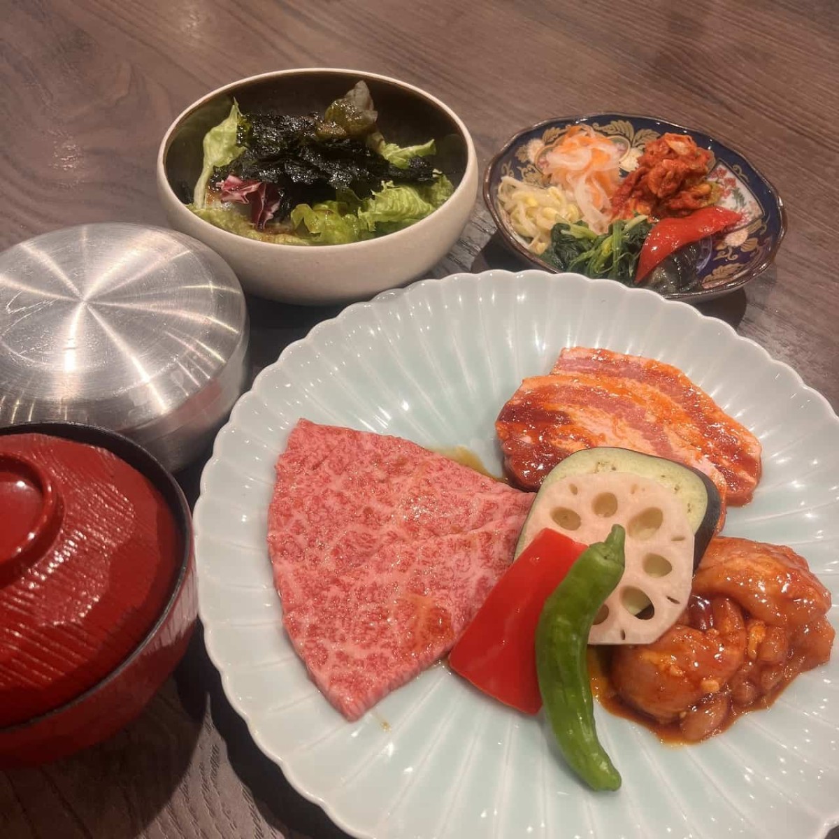 鳥取県米子市にある焼肉店『肉屋正々堂』で提供しているランチ