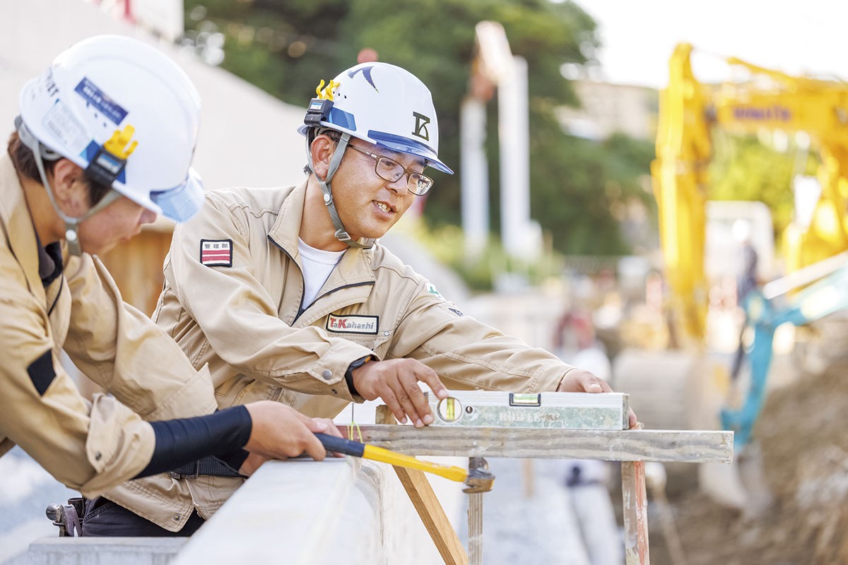 益田市「高橋建設株式会社」のスタッフ