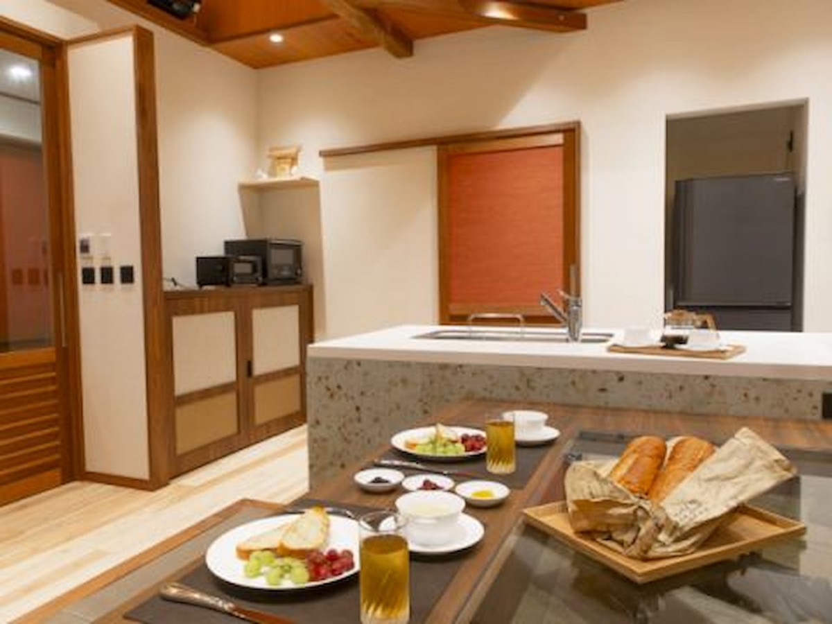 島根県松江市にある一棟貸しの宿『宿の蔵Hug』のキッチン