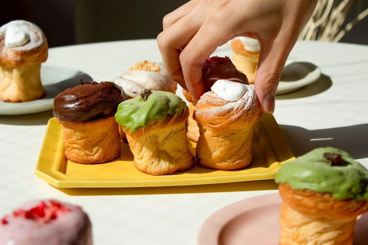 島根県松江市『カラコロ工房』のフードホール内にある『100日だけの北海道クロフィン発酵ミルクバター本舗 by Tony Bake』で販売しているクロフィン