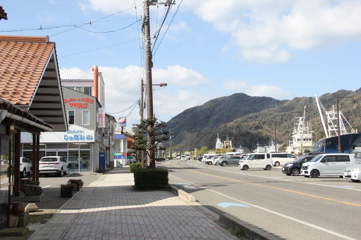 鳥取県境港市にある「おさかなロード」