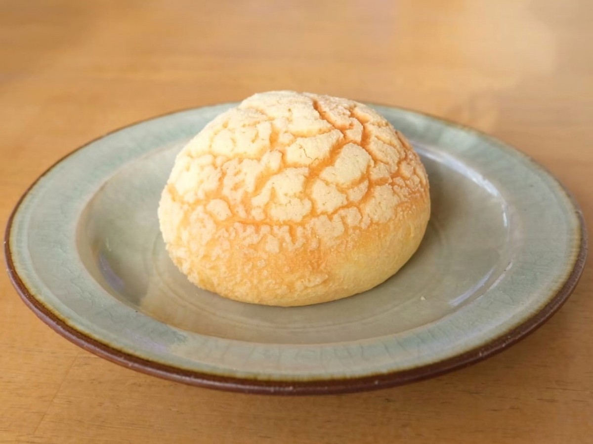 島根県大田市にあるベーカリー『パン工房ドルチェ・ビータ』で販売している「メロンパン」