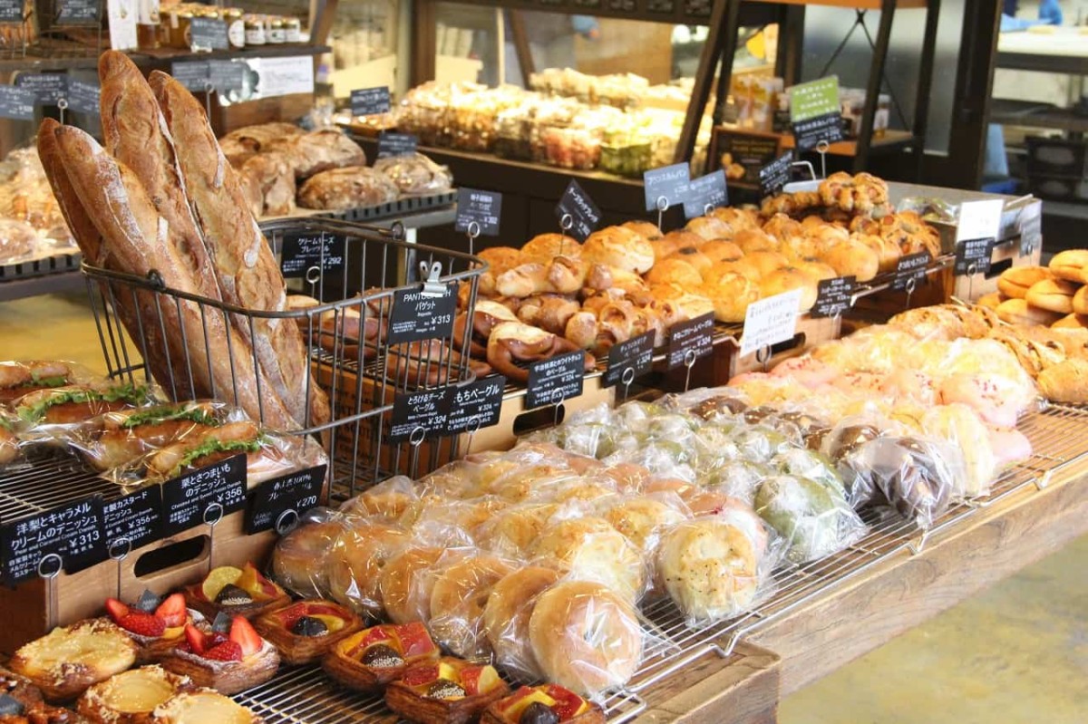 島根県松江市にあるベーカリー『PANTOGRAPH（パンタグラフ）』の店内