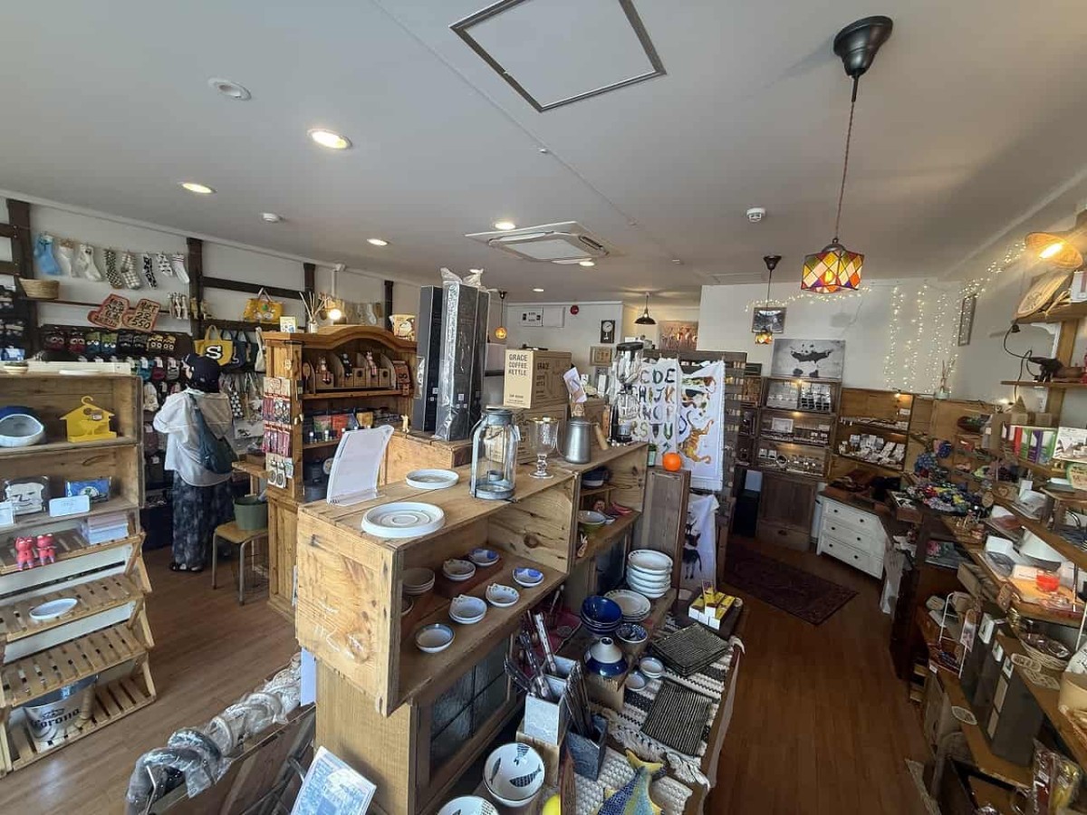 島根県松江市にある雑貨店『West Village』の店内