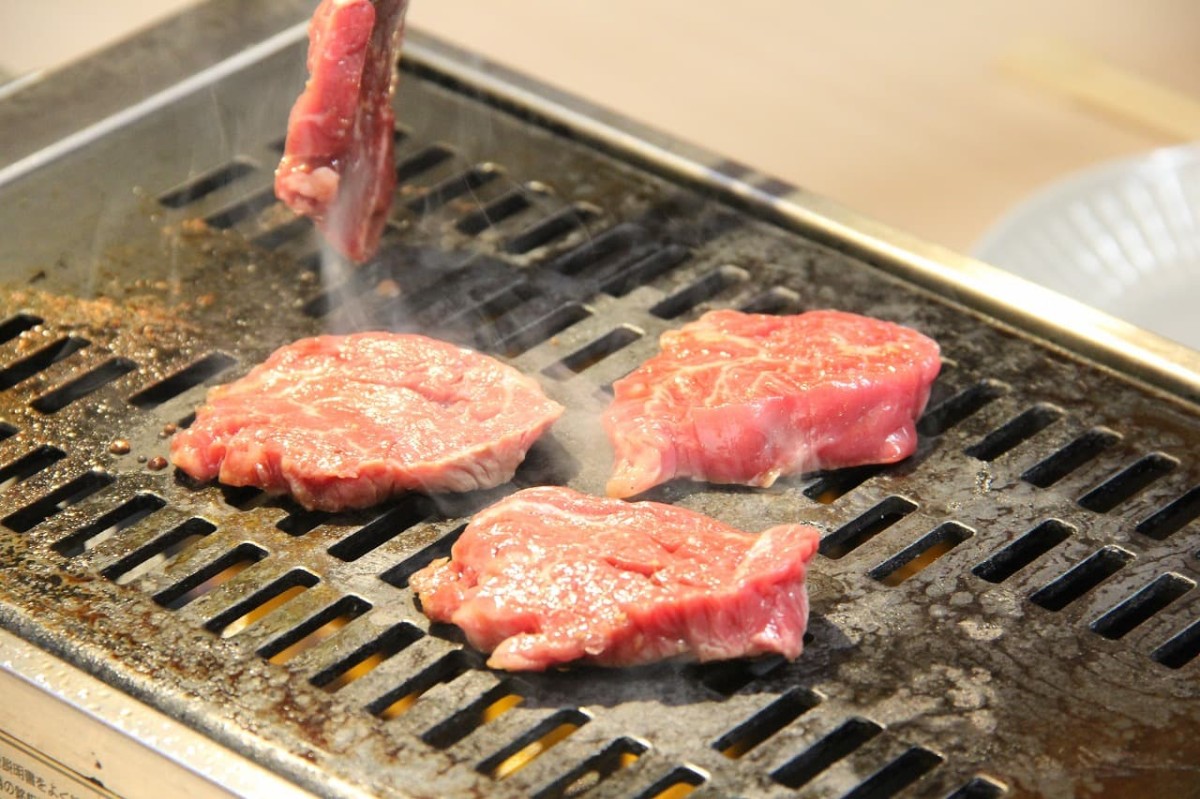 島根県出雲市にある『焼肉噂のかきりょー』で販売している「ハラミ」