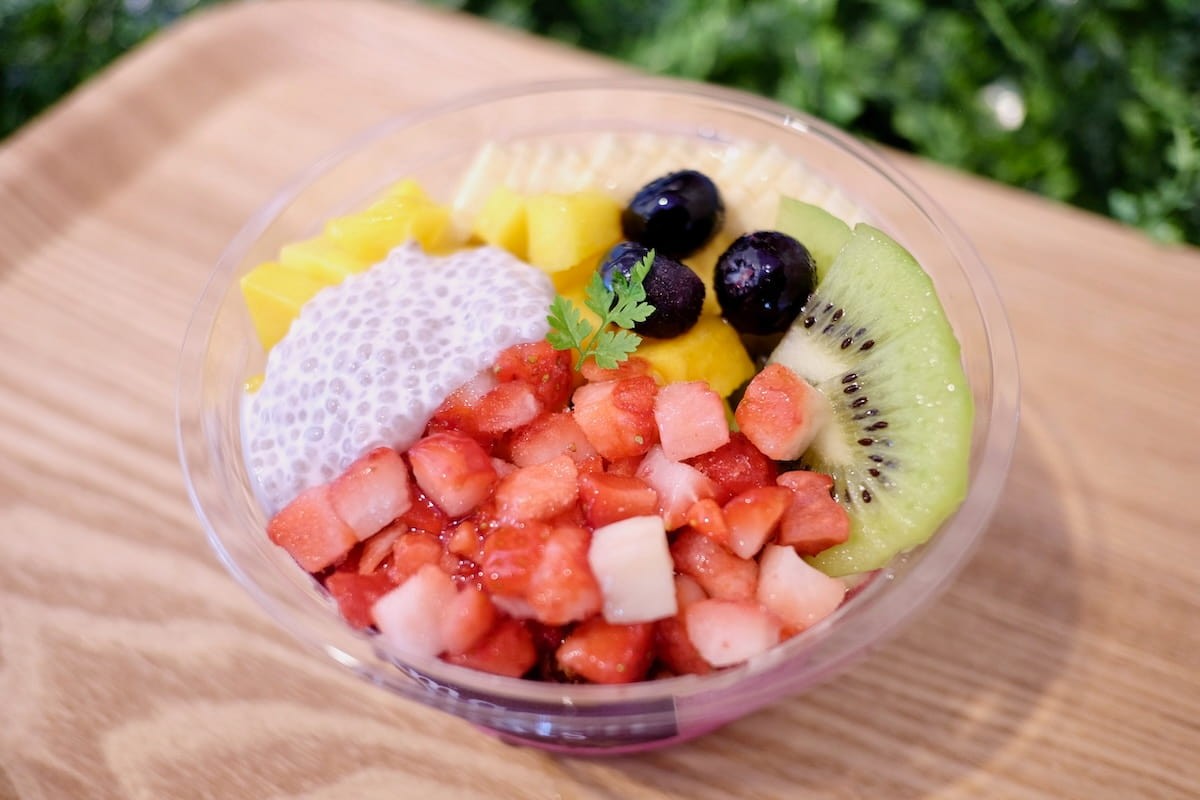 鳥取県米子市にあるアサイーボウル専門店『Amazon fruits』の「ピタヤボウル」