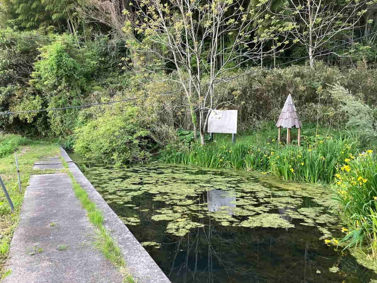 島根県松江市にある名水スポット「目無水」