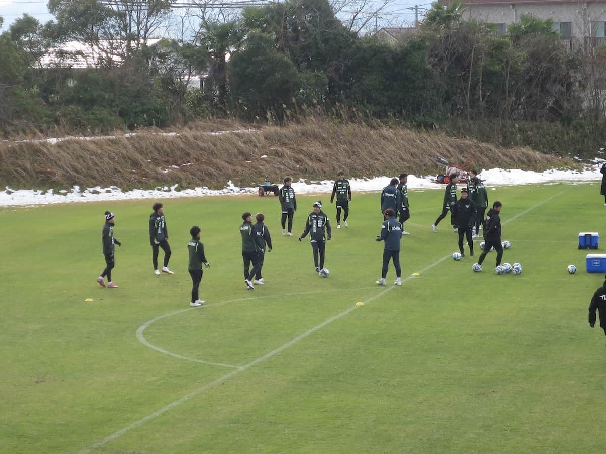 鳥取県のサッカースタジアム『Axisバードスタジアム』で行われたトップチーム最終練習で掲げられていた横断幕