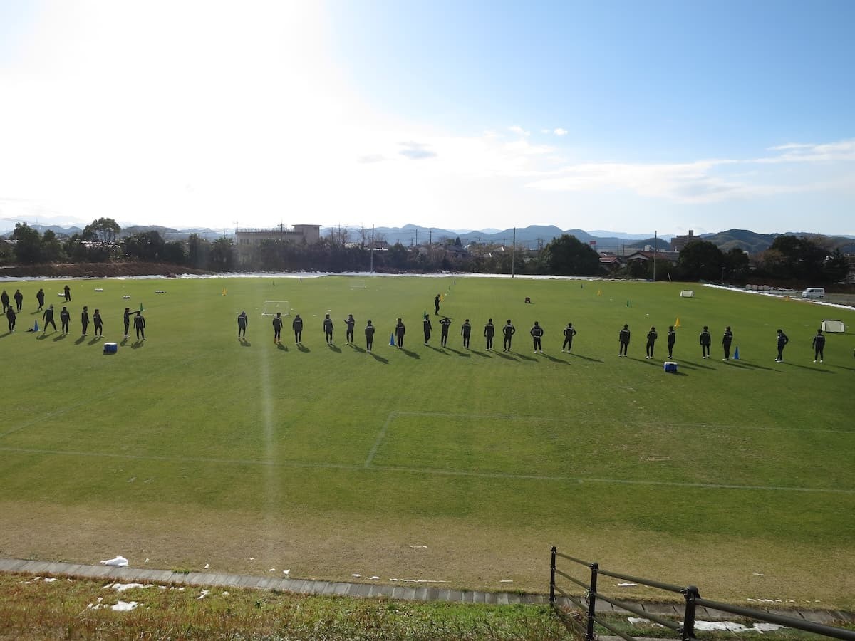 鳥取県のサッカースタジアム『オールガイナーレYAJINスタジアム』で行われた練習風景