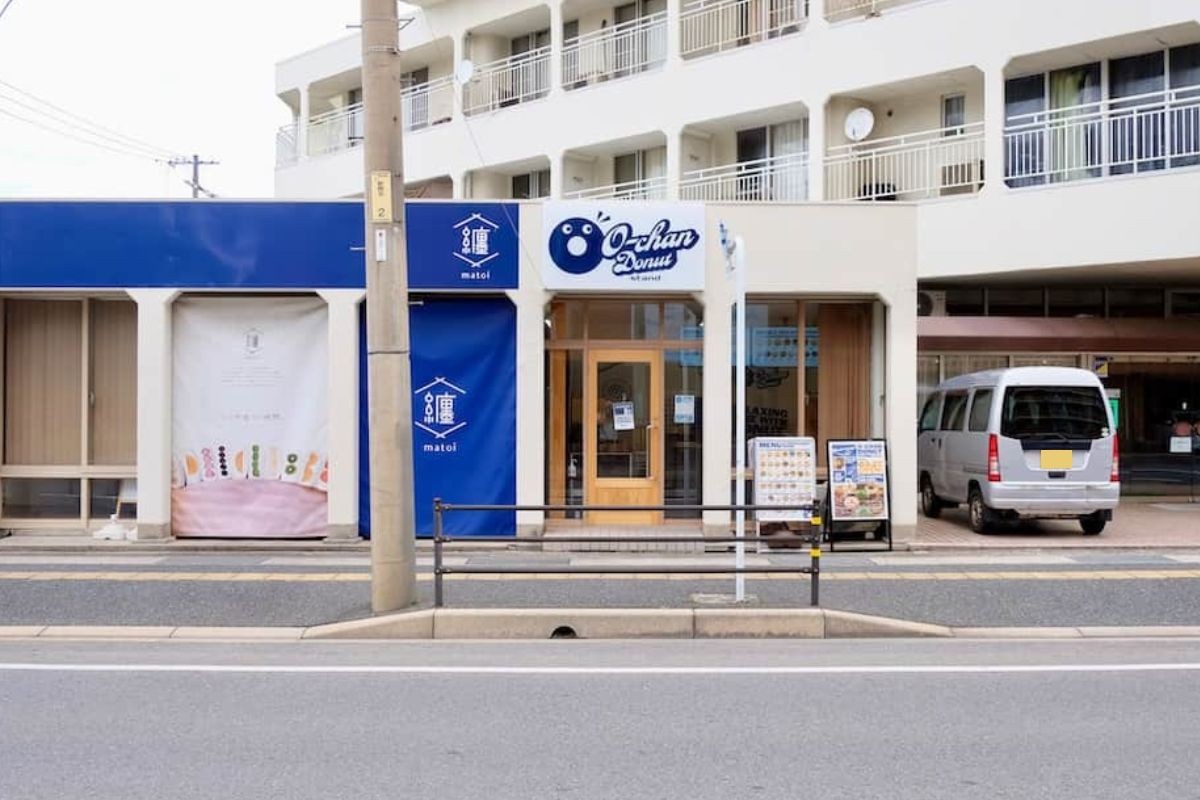 鳥取県米子市にあるドーナツ店『O-chan donut stand 米子店』の外観