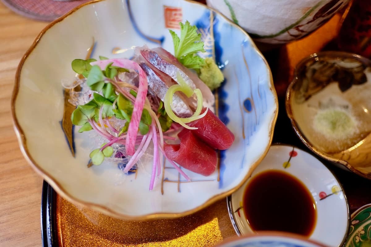 鳥取県米子市にある和食屋『天ぷら 魚とごはん TAKEZO1988』のお刺身