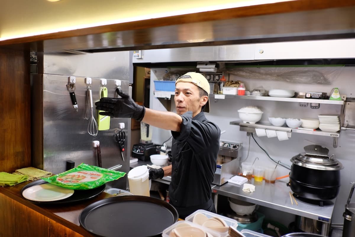 鳥取県米子市にあるベトナム料理専門店『Star＆Sun』の店主