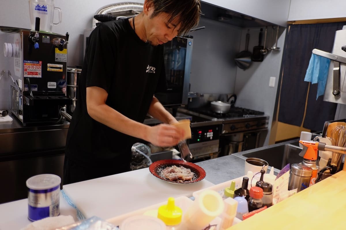 鳥取県境港市にある創作和食居酒屋『りょうり屋 出ざわ』の「和牛の焼きしゃぶ」