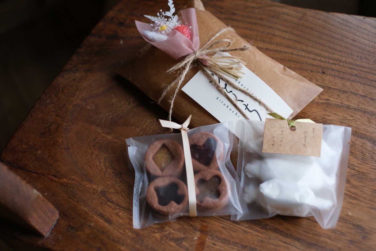 島根県松江市の焼き菓子屋『お菓子屋ひとくち』のバレンタインギフト