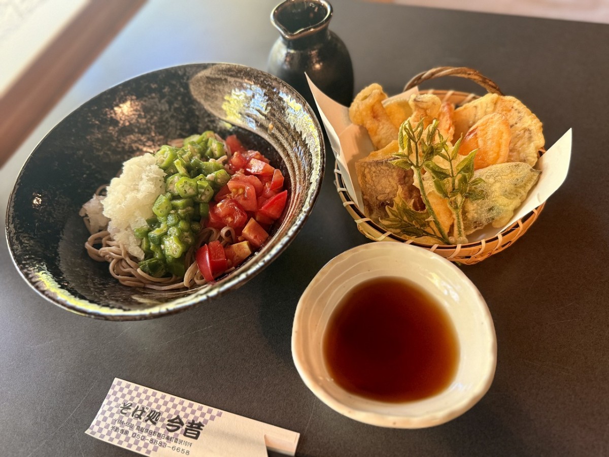 鳥取県日南町のそば店『蕎麦処 今昔』のぶっかけそば