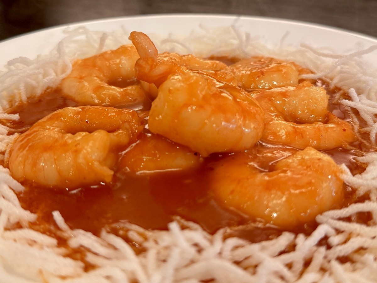 米子市日野町にある中華料理店『中国料理 青』の「エビチリ」