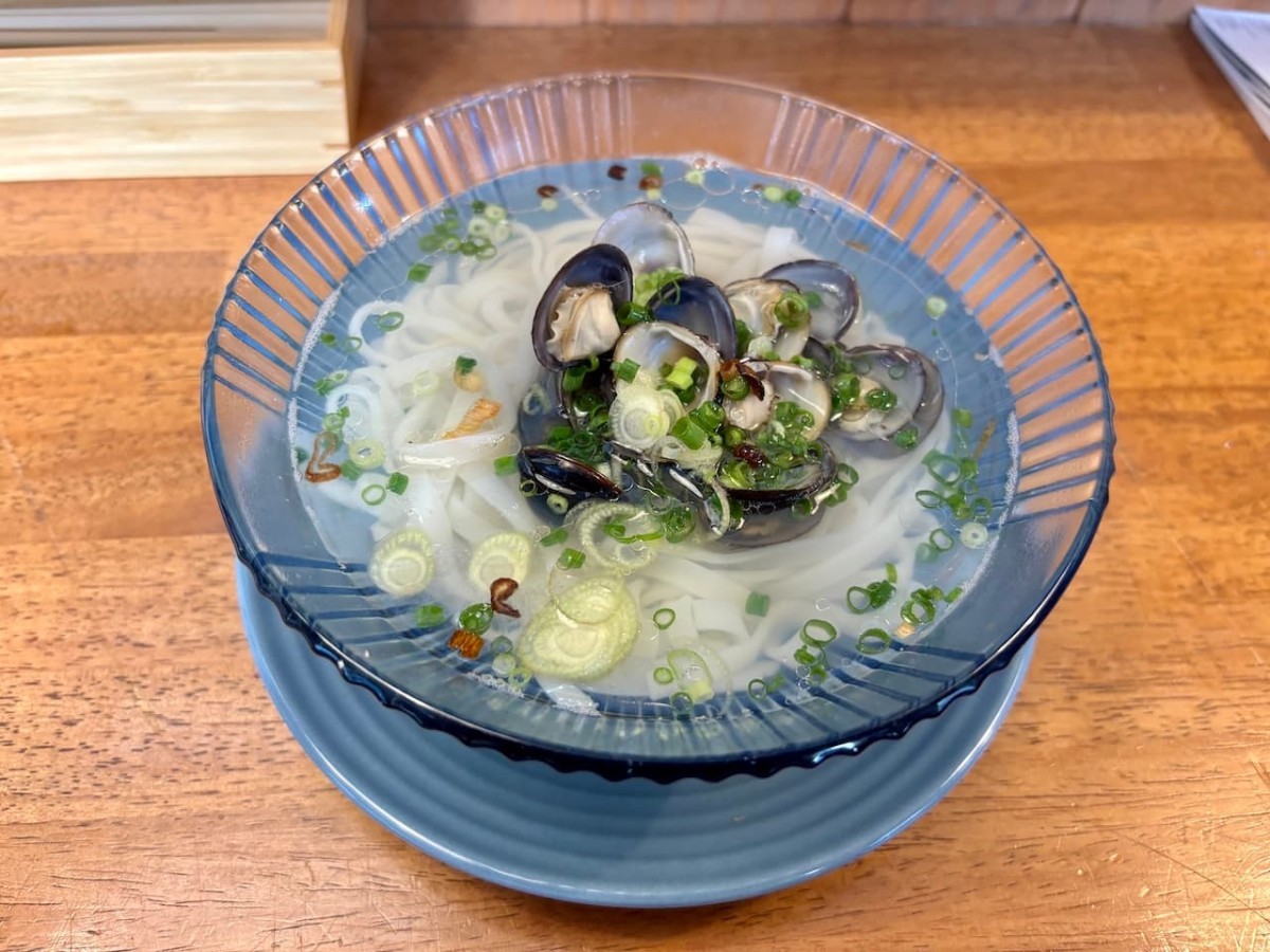 松江市寺町の『ラボキッチン』の「宍道湖しじみの和風フォー」。。