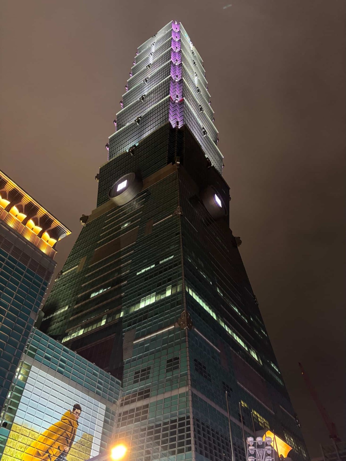 台湾の「101展望台」の外観。