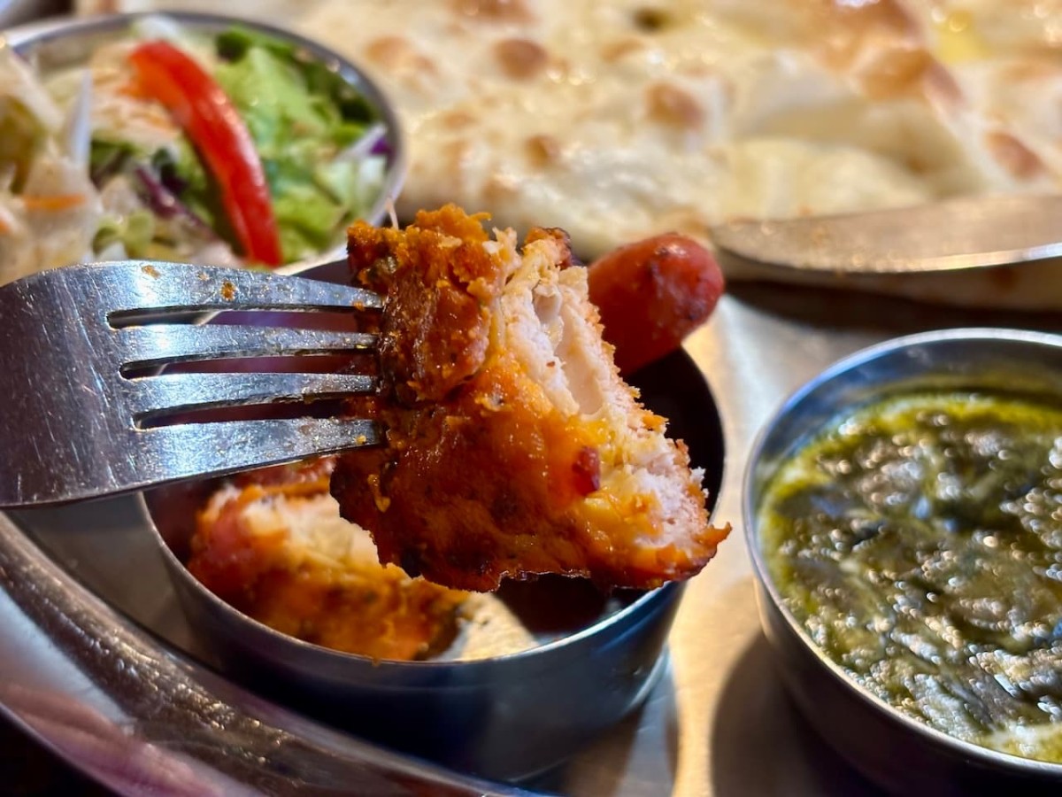 松江市の『ナマステ・ガネーシャ』の「タンドリーチキン」。