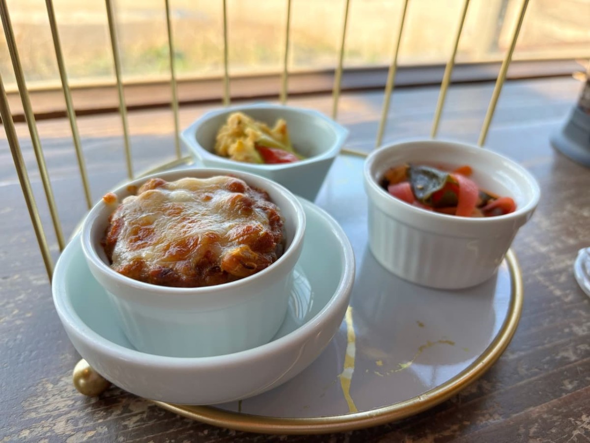 島根県出雲市の『Artemisia From ゆうずキッチン』のカレードリア