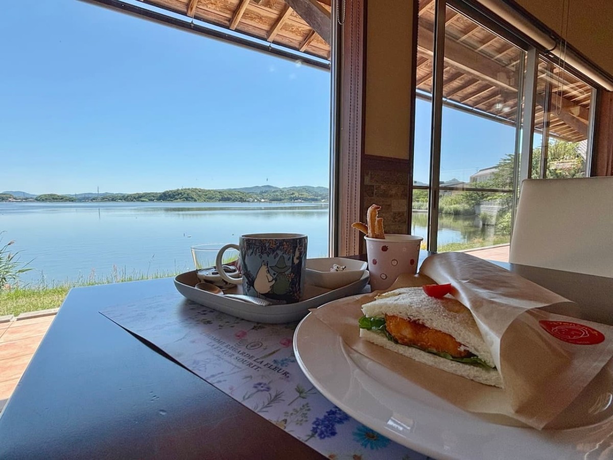島根県出雲市の『創作料理レストランみつばち』の「モーニングカフェ」。