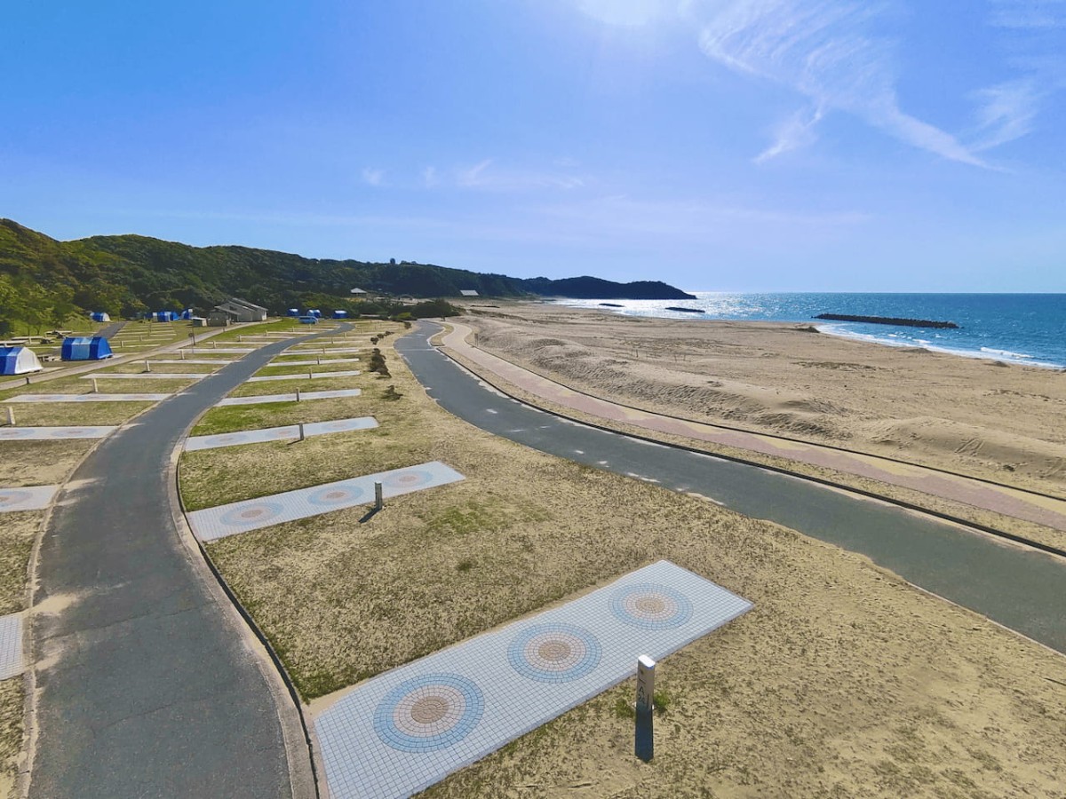 島根県浜田市にある『石見海浜公園』の全景写真