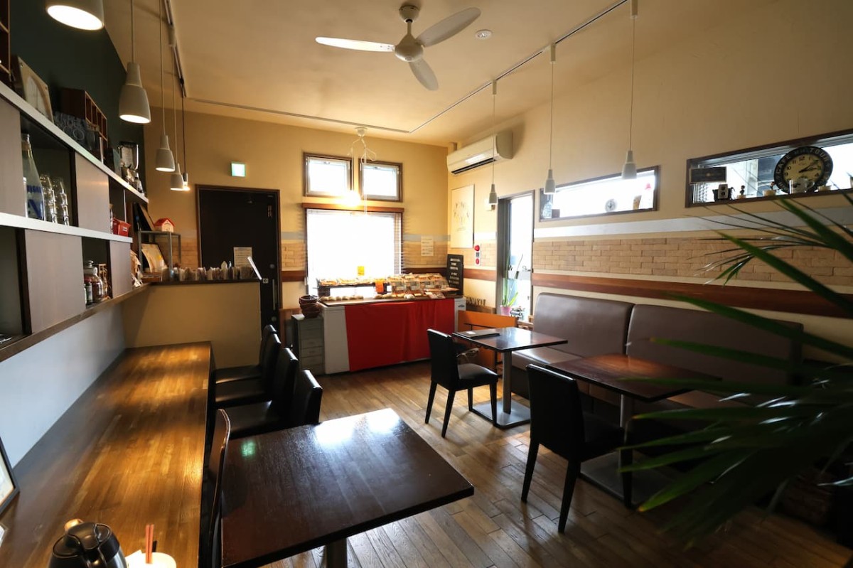 島根県松江市にある『Tesina』の店内