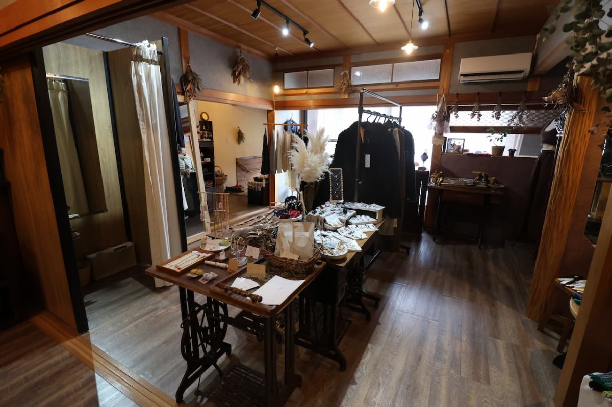 島根県安来市『Leotto』の内観